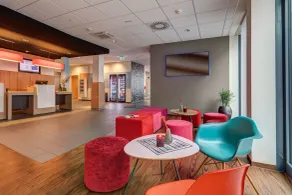 ibis München City Süd - Lobby sitting area