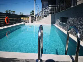 Peloton Inn - Pool