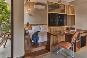 Minimalist Poshtel and Suites - Hostel - Room