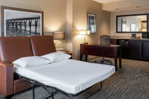 The Capital Suites Hotel - Værelse