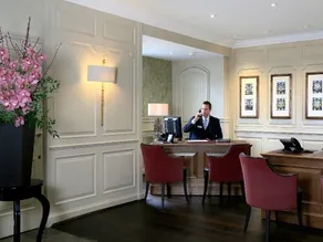 Macdonald Compleat Angler - Reception