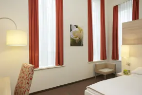 H+ Hotel München - Vue de la chambre