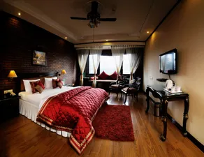 Hotel Diplomat Residency - Room
