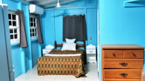 Chez Ophelia Cottage Apartments - Room