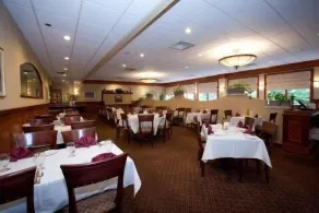 Winnapaug Inn - Restaurant