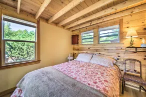 Quaint Oakland Getaway on East Pond Lake! - Rum