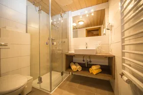 Hotel Cresta - Zimmer