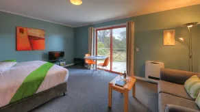 Highland Cabins and Cottages at Bronte Park - Room