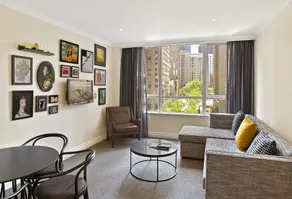 Mantra 2 Bond Street - Room