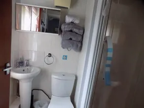 Tracey's Driftwood - Bathroom