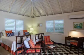 Round Hill Hotel & Villas - Room