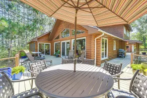 Waterfront Escape on Big Sand Lake w/ Private Dock - Innvendig