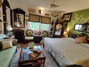 On the House homestay - Room