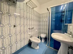 Comfy studio with shared pool - Badrum