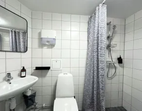 Linnéplatsens Hotell & Vandrarhem - Bathroom