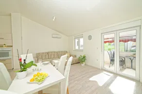 Apartment Hennion / Two Bedrooms A1 Leona - Privat køkken