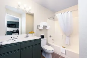 MCM Elegante Suites - Salle de bain