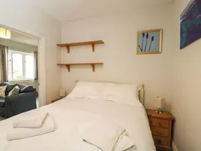 Garden Cottage - Room