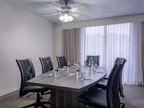 Embassy Suites by Hilton Baltimore Hunt Valley - Chambre