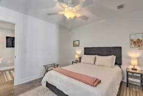 Updated Savannah Apartment - Walk to Forsyth Park! - Værelse