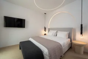 Muse of Mykonos  - Quarto