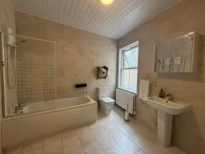 The Mansion House Hotel - Baño