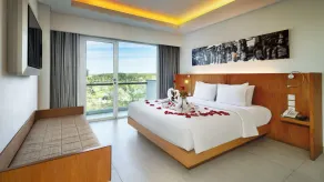 Kuta Galleria Hotel - Room