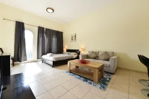 Eddie - Comfortable spacious Studio - Room