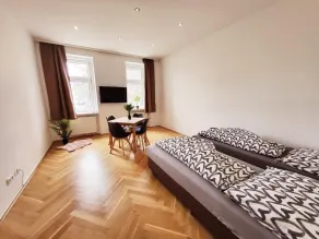 Donaufelder City Apartment - Zimmer