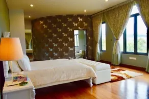 Tanah Aina Farouq - Room