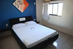 Hotel Piramide Pituba - Rua Pernambuco - Room