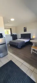 Tay Motel - Camera