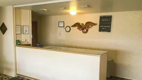 Alma Motel - Reception