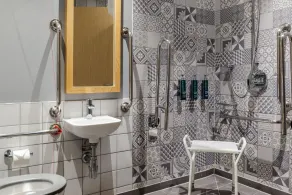 Hilton Bournemouth - Baño