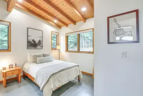 Luxe Mtn-view Escape 5 Mi to Dtwn Priest River! - Innenbereich