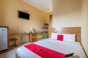 RedDoorz at Kerta Dalem Sidakarya Denpasar - Chambre