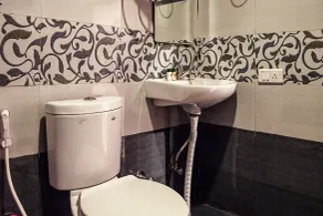 Capital O 5683 SS Suites - Bagno