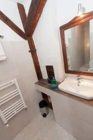 Camino Home - Bathroom
