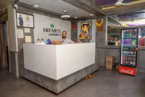 Hotel Srushti Regency - Réception