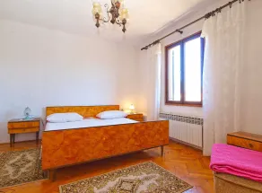 Apartment 939 - Room