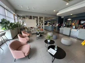 ibis Concepcion - Reception