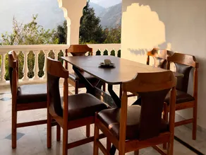 Himalayan Retreat Neelkanth - Restaurant