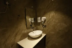 The Hoften Lotus Court, Noida - Salle de bain