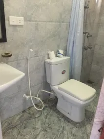 White baby beach rest - Bathroom