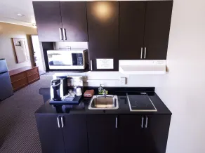 Northern Lights Inn & Suites - Room