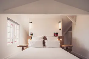 Hôtel INDARRA & SPA - Piscine - Ausblick vom Zimmer