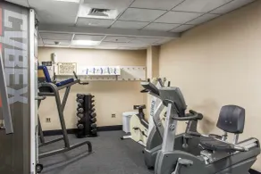 Clarion Hotel & Conference Center Ronkonkoma MacArthur Airport - Salle de remise en forme