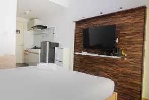 Cozy Studio Room at M-Town Apartment near Summarecon Serpong Mall - Room