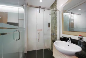 Hotel Neo Gubeng by ASTON - Bathroom