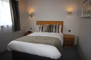 Falcon Hotel - Zimmer